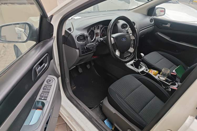 Used Ford Focus 2013 Hatchback Classic 1.8L Manual Base Model