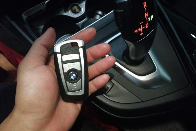 Used BMW 2 Series 2019 225i Convertible Coupe Sports Design Package