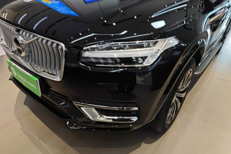 Used Volvo XC90 2025 B5 SmartDrive Luxury Edition 7-Seater
