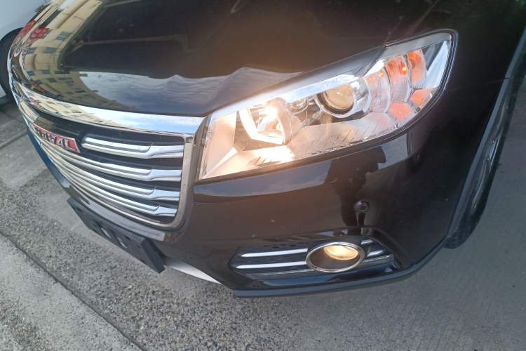 Used Haval H6 2015 Revised Version Sport Edition 1.5T Manual Transmission Two-Wheel Drive Elite Grade