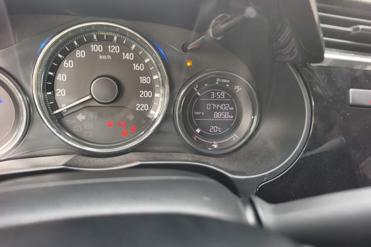 Used Honda City 2018 1.5L CVT Dynamic Edition Odometer Close Up