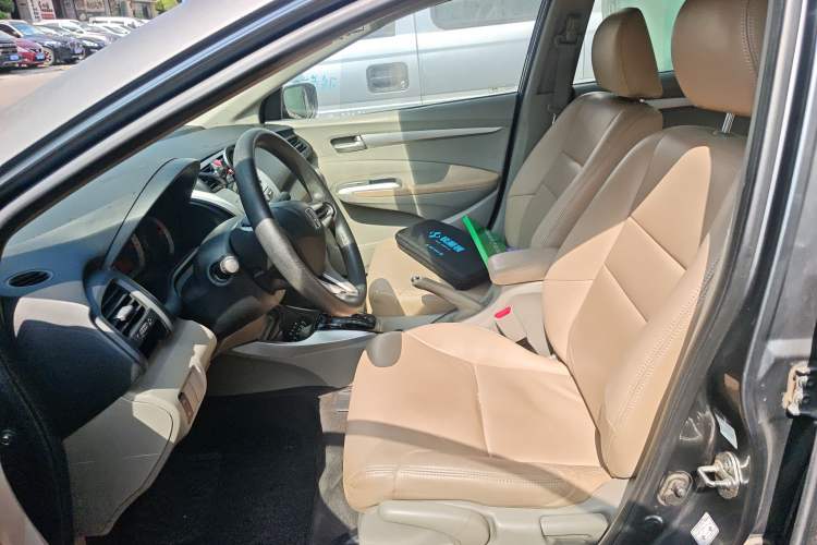 Used Honda City Classic 2011 1.5L Automatic Elite Edition Left Front Seat