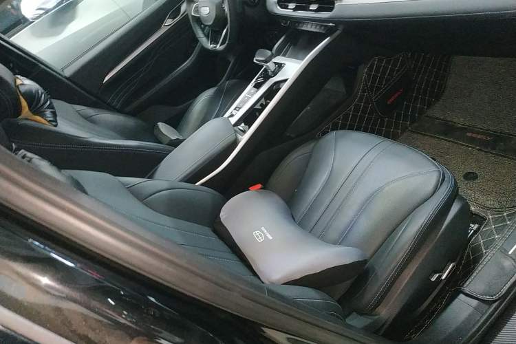 Used Geely Auto Preface 2025 Dongfang Yao 1.5TD Kunlun Edition Right Front Seat