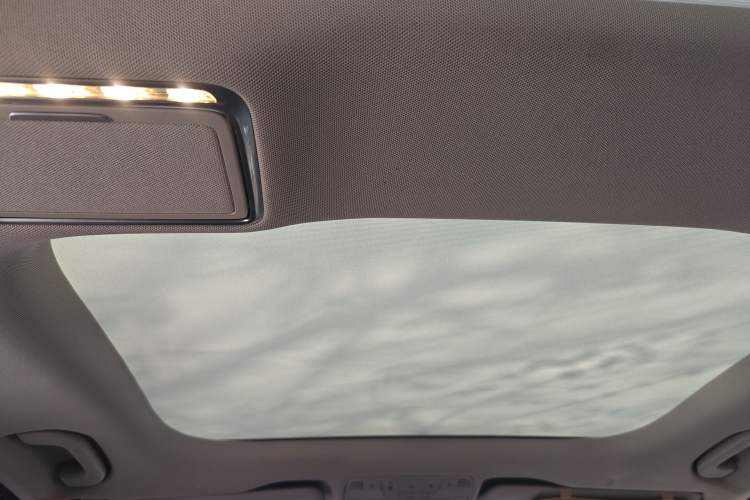 Used Mercedes-Benz E-Class 2021 E 300 L Luxury Model Headliner