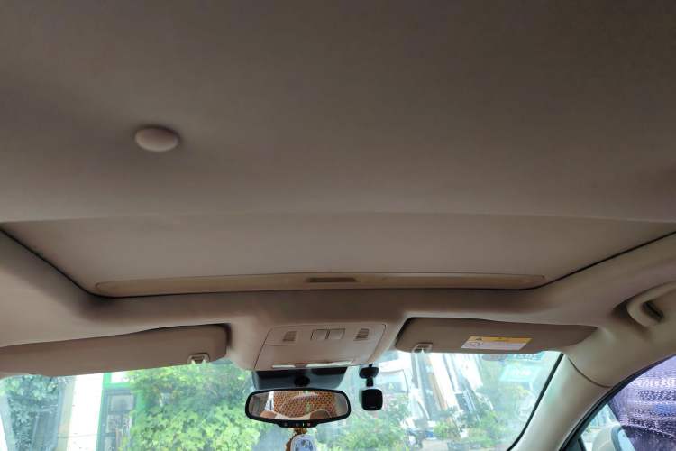 Used Buick Regal 2015 2.0L Elite Fashion Edition Headliner