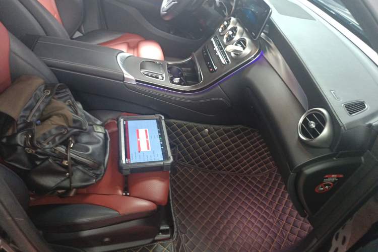 Used Mercedes-Benz GLC Coupe 2020 GLC 300 4MATIC Coupe SUV
