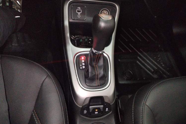 Used Jeep Compass 2017 200T Automatic Family Edition
