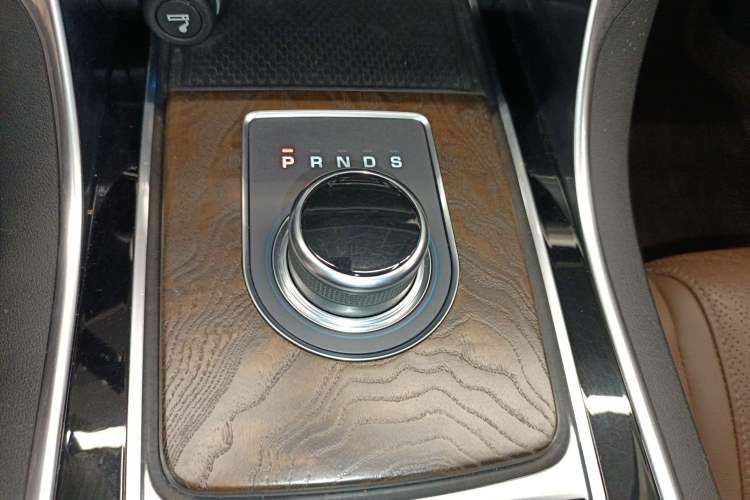 Used Jaguar XFL 2018 XFL 2.0T 250 PS Luxury Edition
