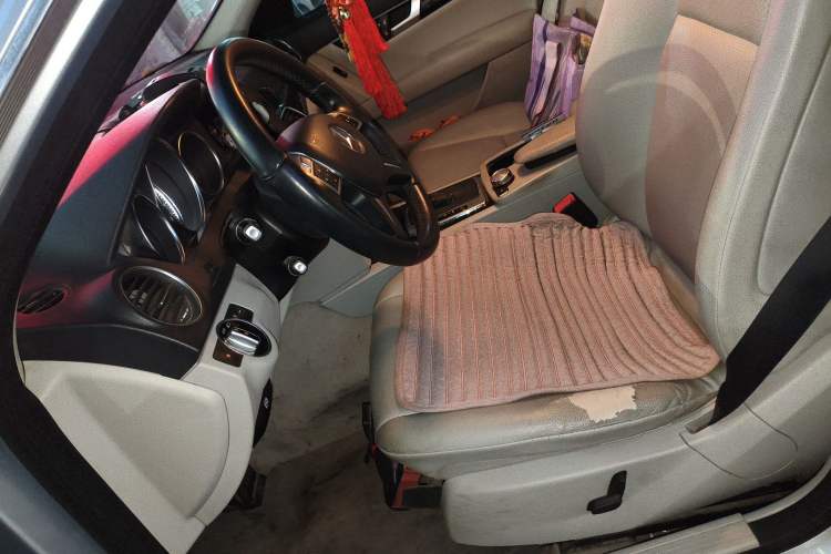 Used Mercedes-Benz C-Class 2013 C 180 Classic Grand Edition
