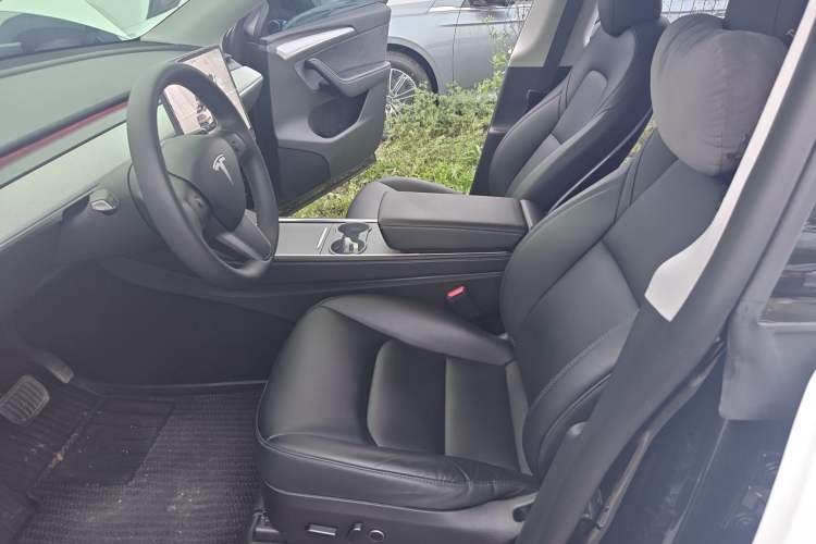 Used Tesla Model Y 2023 Rear-Wheel-Drive Version