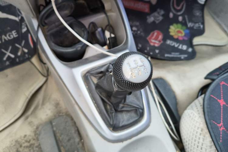 Used Honda City Classic 2008 1.5L manual Elite Edition Gear Lever