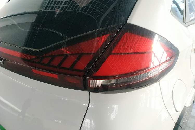 Used Chery Tiggo 3X 2023 1.5L Manual Fashion Edition Right Rear Taillight