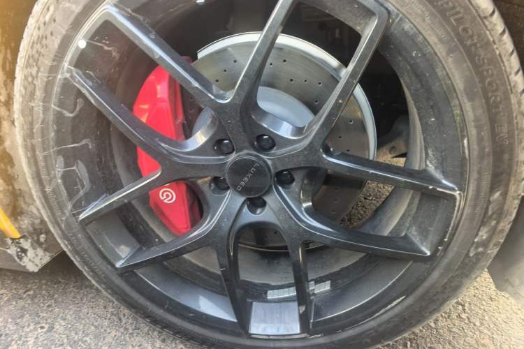 Used Hima Luxeed S7 2024 Ultra Four-Wheel Drive Flagship Edition Right Front Wheel Hub