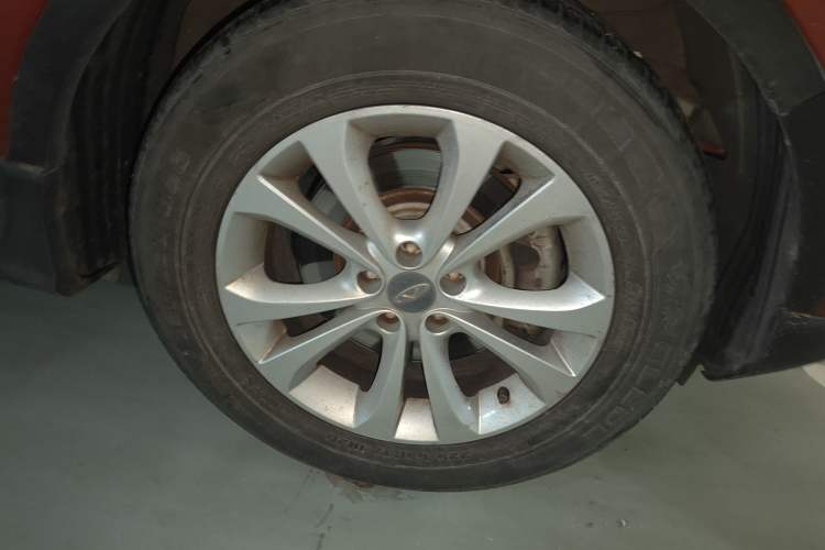 Used Chery Tiggo 5 2014 2.0L CVT Family Deluxe Edition