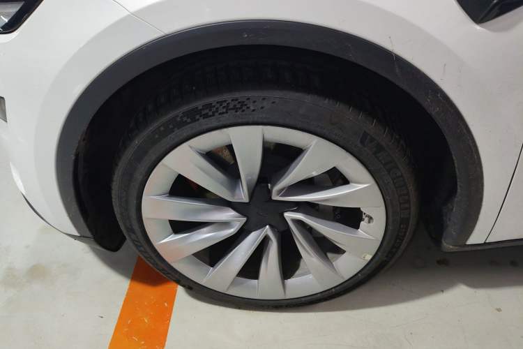 Used Tesla Model Y 2025 Rear-Wheel Drive First Edition
