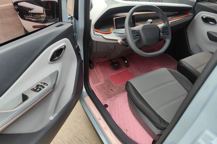 Used Wuling NAMMIEV 2021 Playful Model – High-Power Version
