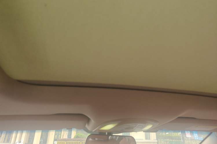 Used Baojun 560 2017 Rhythmic Edition 1.5T Manual Premium Model Headliner