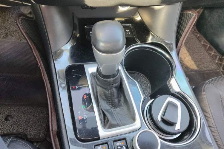 Used Toyota Highlander 2015 2.0T Four-Wheel Drive Luxury Edition 7-Seater
