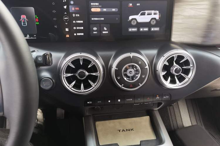 Used Tank 300 2024 2.0T Crosser
