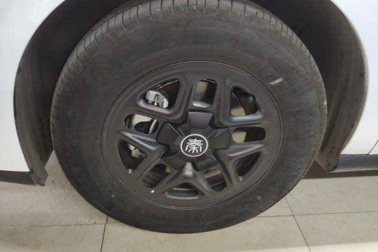 Used BYD Qin PLUS 2025 DM-i Smart Drive 55KM Leading Model