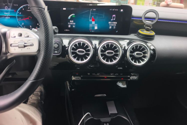 Used Mercedes-Benz A-Class 2020 Restyled A 200 L Sport Sedan Fashion Version Audio And AC Panel