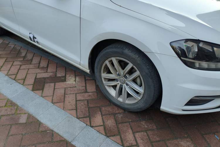 Used Volkswagen Golf 2019 1.6L Automatic Comfort Model China V Standard
