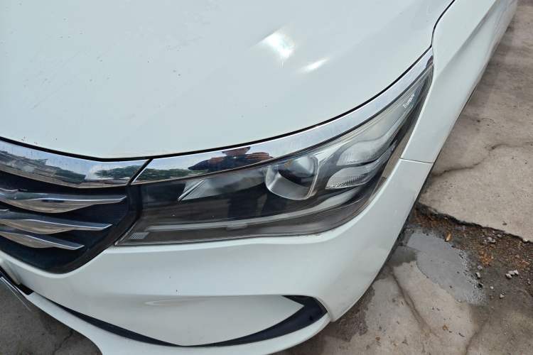 Used GAC Trumpchi GA4 2018 150N Automatic Luxury Edition Left Front Headlight