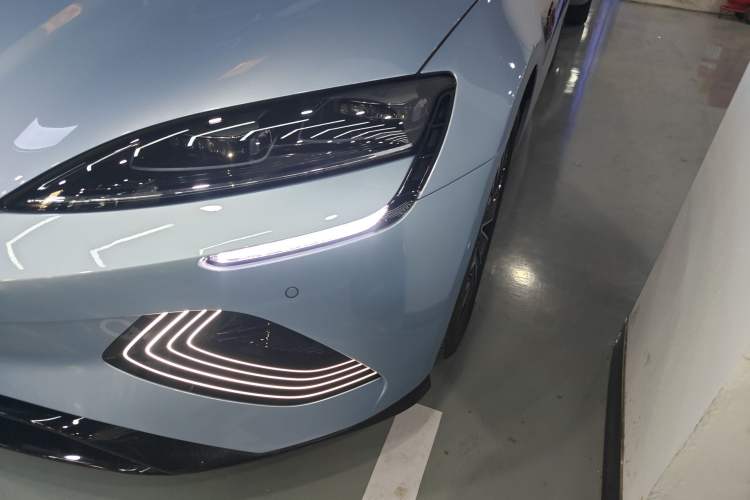 Used BYD Seal 2022 550 km Standard Range Rear-Wheel Drive Elite Version
