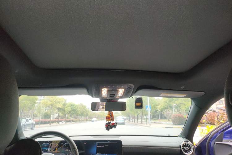 Used Mercedes-Benz A-Class 2020 Restyled A 200 L Sport Sedan Fashion Version Headliner