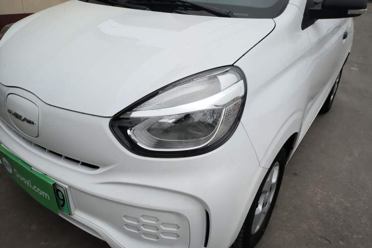 Used Roewe Clever 2021 302 km New Four-Seater Super-Efficient Version
