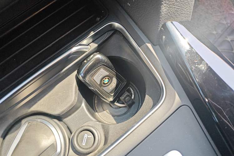 Used BMW 3 Series 2017 320Li Fashion Model
