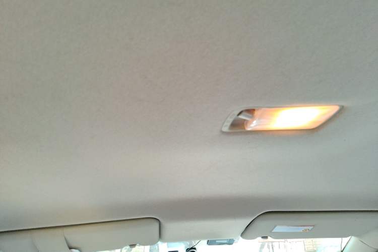 Used Nissan Livina 2013 Jingrui 1.6XL Manual Comfort Edition Headliner