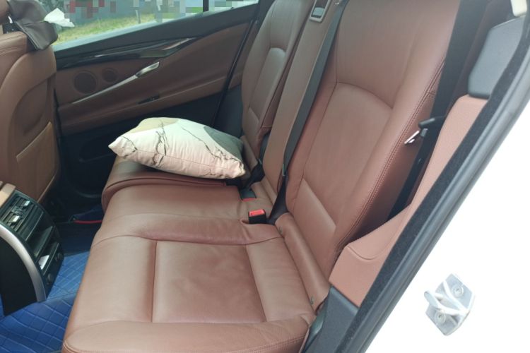 Used BMW 5 Series GT 2017 528i Leading Model
