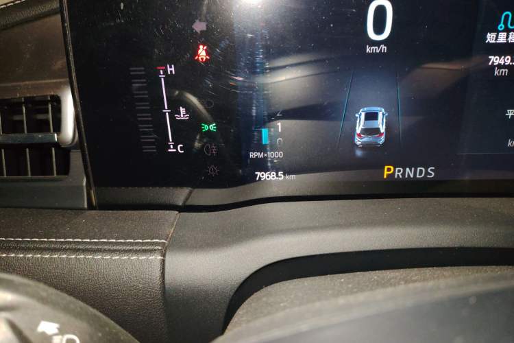 Used Ford Edge 2021 PLUS EcoBoost 245 Two-Wheel-Drive Platinum Edition 5 Seats
