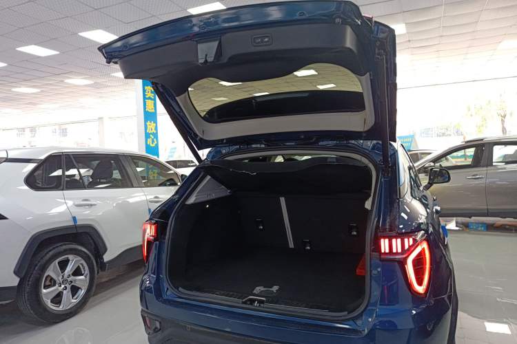 Used Lynk & Co 01 2017 2.0T Two-Wheel Drive Zhaopu Version
