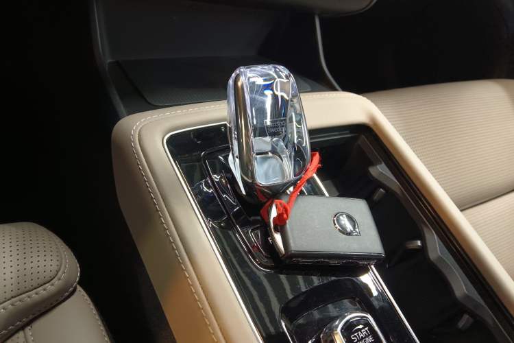 Used Volvo XC90 New Energy 2025 T8 Luxury Prestige 7-Seater