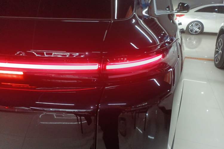 Used Li Auto L8 2023 Air model