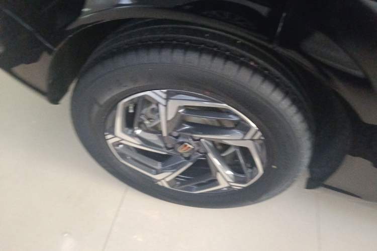 Used Hongqi HS3 2023 1.5T Two-Wheel Drive Shanwei Edition Exterior 5