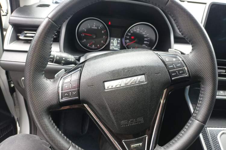 Used Haval M6 2021 PLUS 1.5T DCT Luxury Smart Connectivity Model