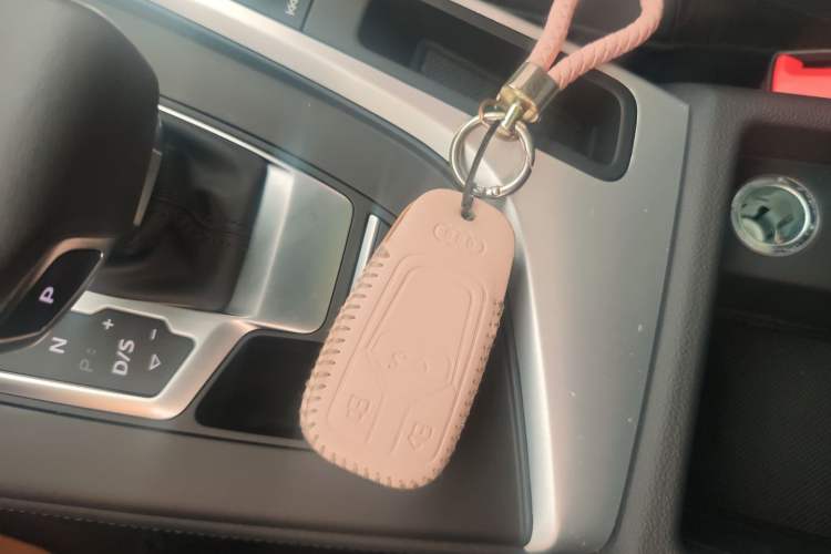 Used Audi A4L 2022 40 TFSI Luxury Dynamic Model
