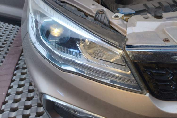 Used Leopaard CS9 2017 1.5L CVT Elite Model Right Front Headlight