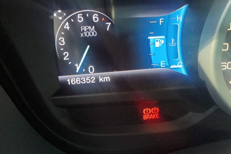 Used Ford Explorer 2013 3.5L Deluxe Model