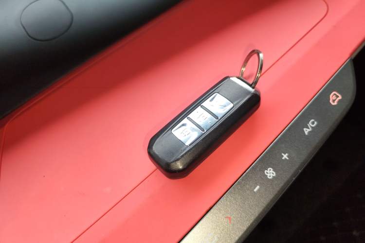 Used Baojun E200 2018 Smart Enjoy Edition