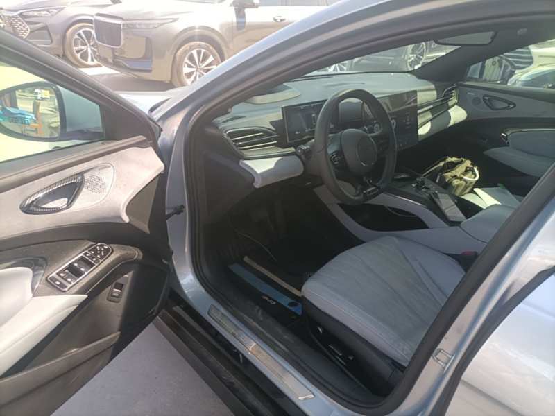 Used BYD Seal 2022 700 km Long-Range Rear-Wheel-Drive Version — 16