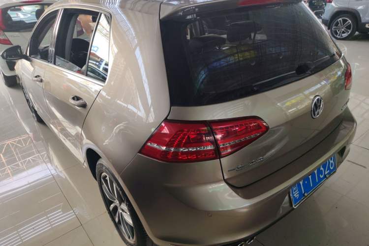 Used Volkswagen Golf 2016 230TSI Automatic Luxury Version