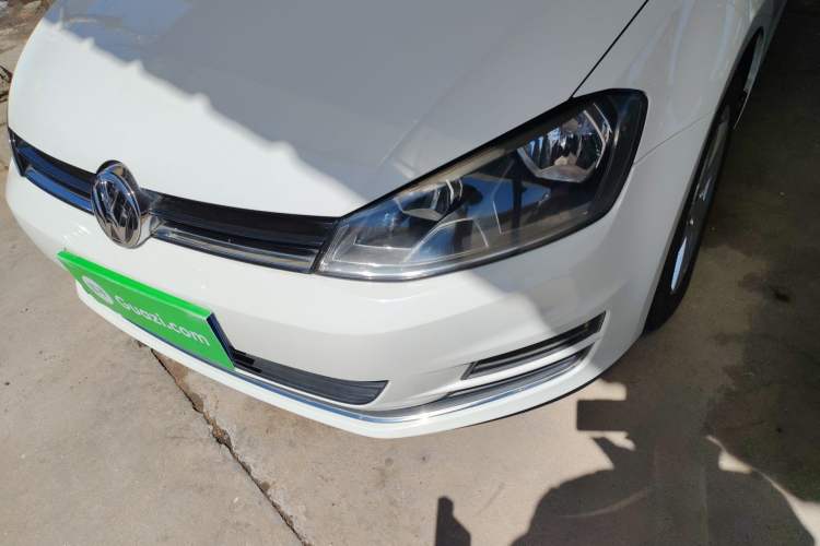 Used Volkswagen Golf 2016 1.6L Automatic Comfort Model Left Front Headlight