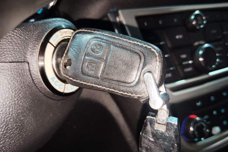 Used Buick Encore 2014 1.4T Manual Two-Wheel Drive Urban Sport Model
