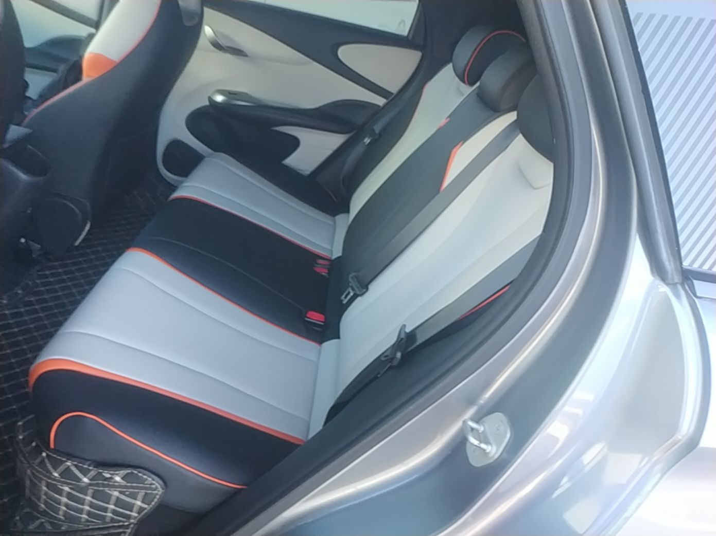BYD Dolphin 2021 405 km Fashion Edition — снимка 20
