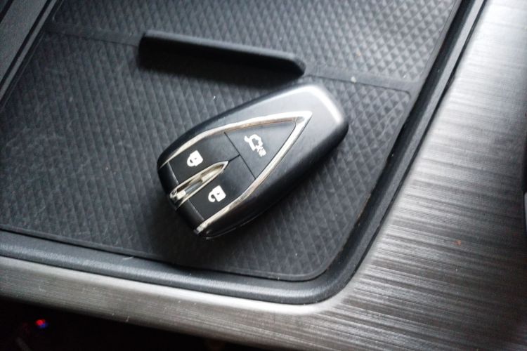 Used Changan UNI-T 2020 1.5T Prestige Version
