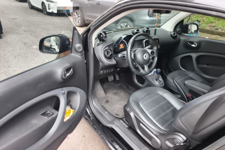 Used smart fortwo 2016 0.9T 66kW Hardtop Pioneer Edition